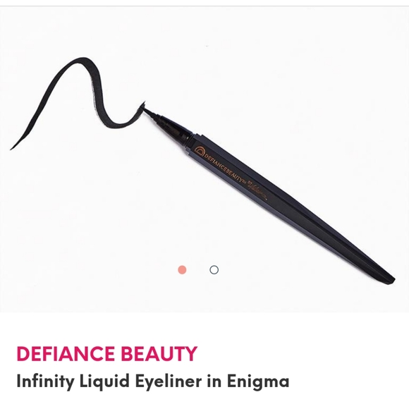 DEFIANCE BEAUTYInfinity Liquid Eyeliner in shade Enigma (Carbon Black) - Picture 1 of 4